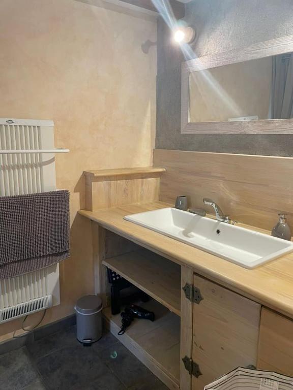 Domaine Saint Claude - Gite , Chambres D'Hotes & Hebergement Insolite Malleval ภายนอก รูปภาพ