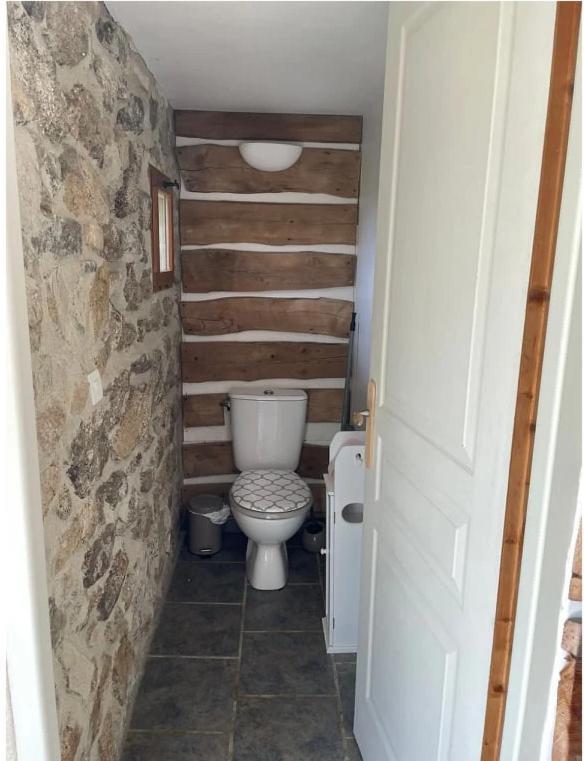 Domaine Saint Claude - Gite , Chambres D'Hotes & Hebergement Insolite Malleval ภายนอก รูปภาพ